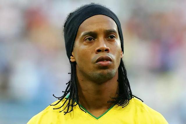 巴萨近9场联赛每场至少丢1球 近8场联赛仅拿6分