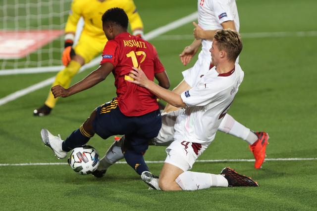 库里21分7助攻波斯特20分 勇士大胜公牛止连败